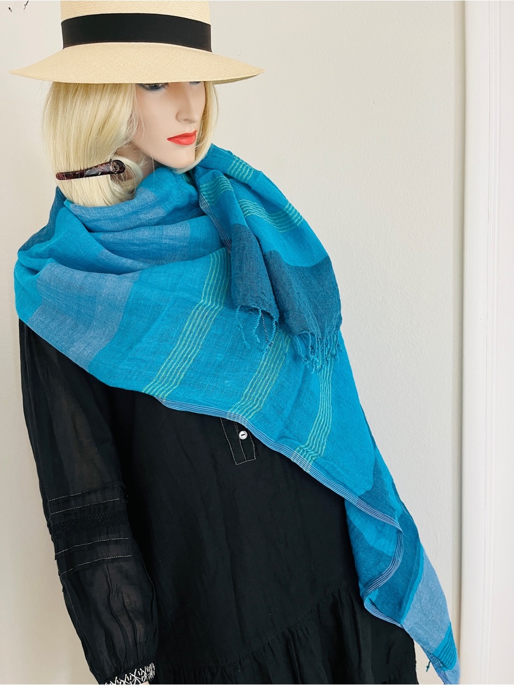 Gudrun Sjoden Blue Stripes 100% Linen Scarf Wrap Shawl Generous Size 70 x 28